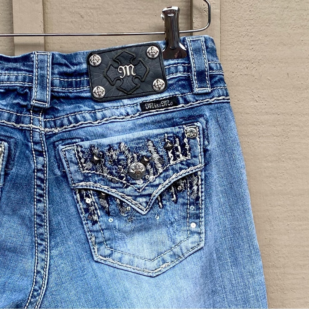 Boot Cut Miss Me Jeans Size 28